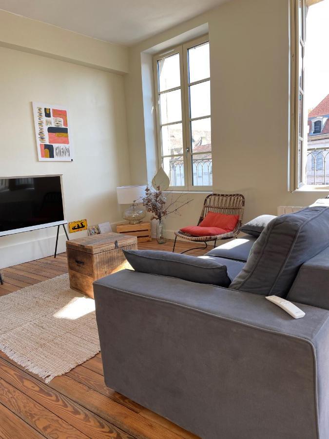 Appartement Au Coeur Du Centre Historique Avallon Ngoại thất bức ảnh